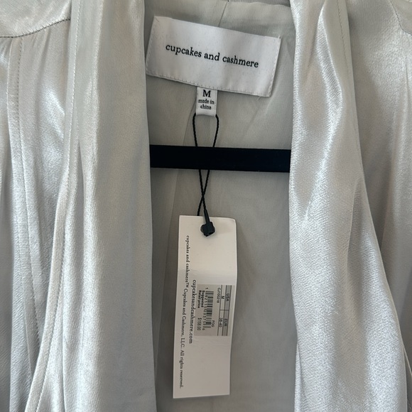 Cupcakes and Cashmere medium jacket - Picture 4 of 4